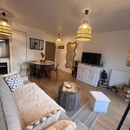 Calme Et Luxe Dans Cite Balneaire * كابورغ