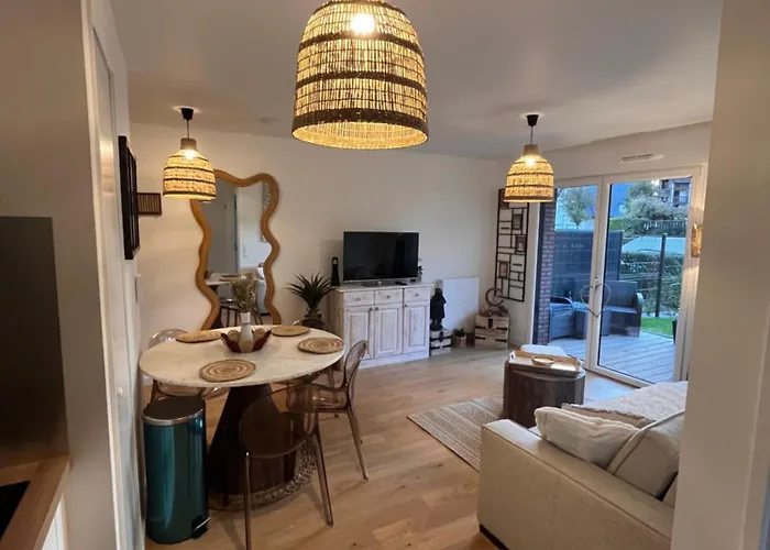 Calme Et Luxe Dans Cite Balneaire